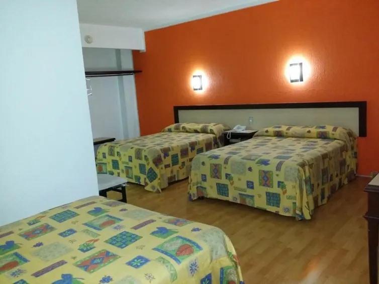 Hotel Montreal Леон Екстер'єр фото